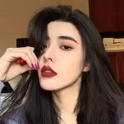 彩云妃子 海报