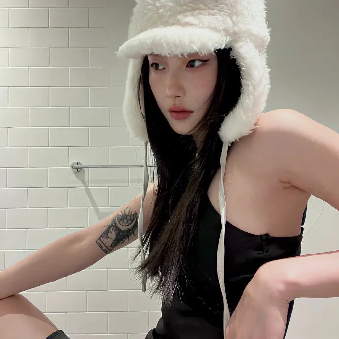 铁丝中的风 海报